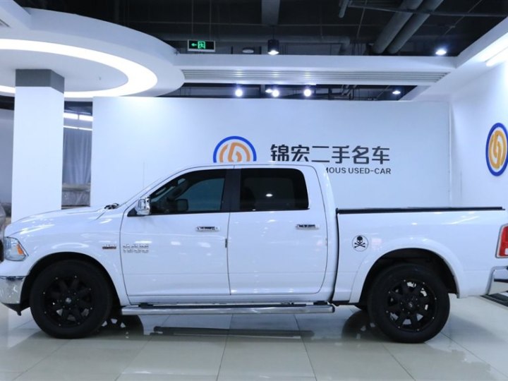 f_720x540_0_q87_autohomecar__ChxkmmOWwkWACF89AAE47Vfbo4o080.jpg